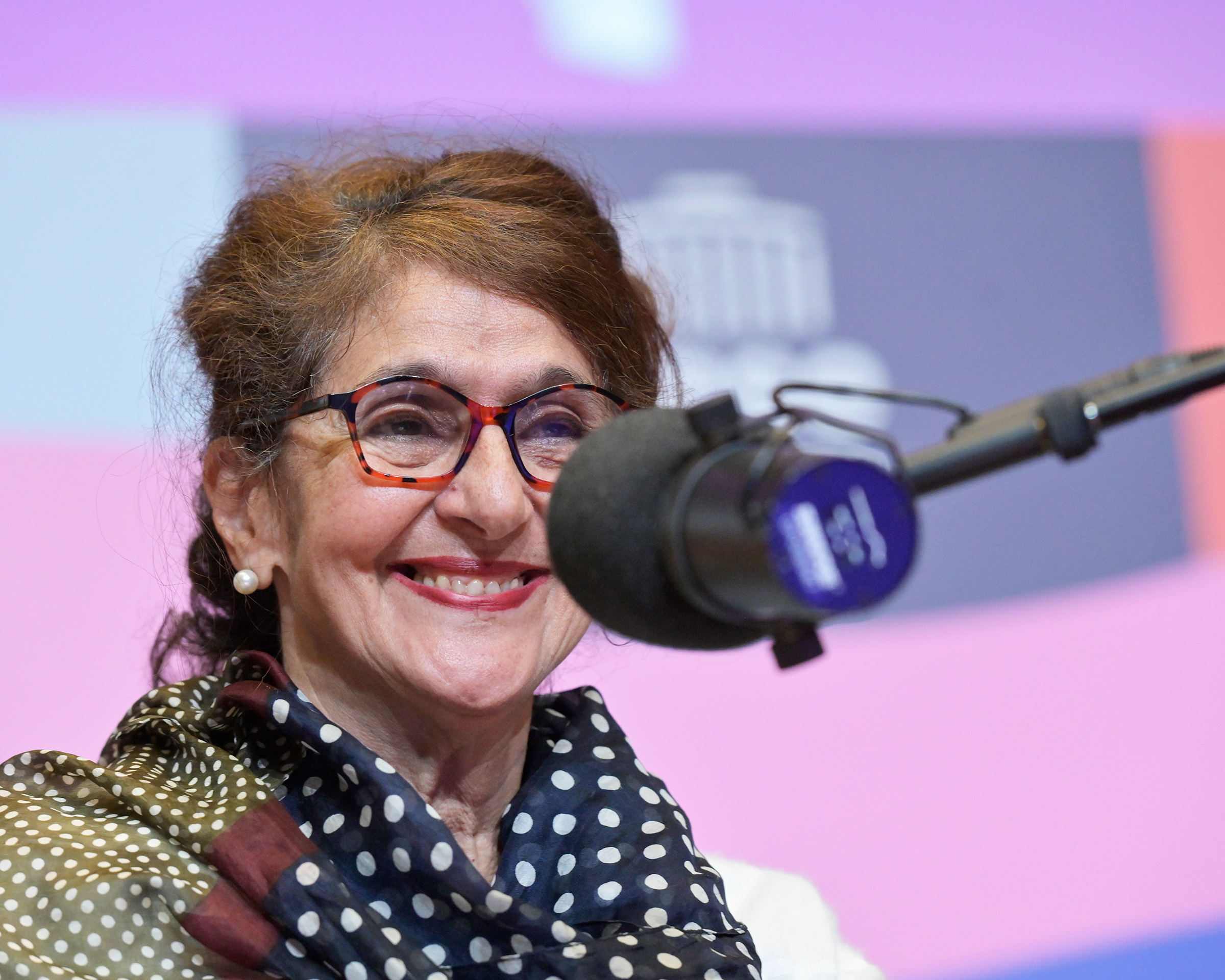 Souâd Belhaddad au CESE pour l'émission femmes et médias