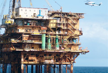 De la gestion des risques environnementaux : la sécurité des plateformes pétrolières en mer