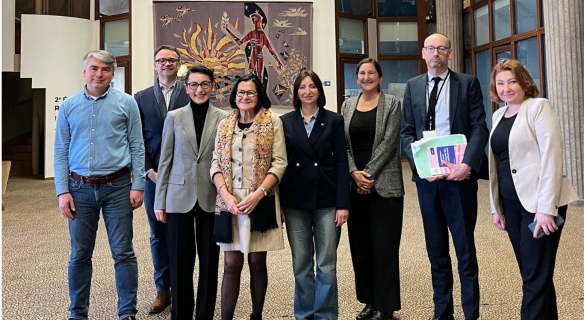 Participants à la rencontre entre la délégation moldave et les représentants du CESE