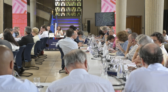 photo des participants de conférence annuelle des organisations au CESE