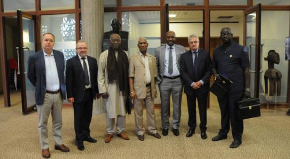 Une délégation du CES de Guinée accueillie au CESE