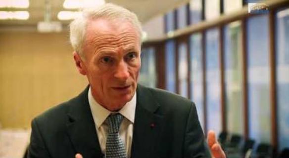 Questions à Jean-Dominique Sénard (groupe Michelin)