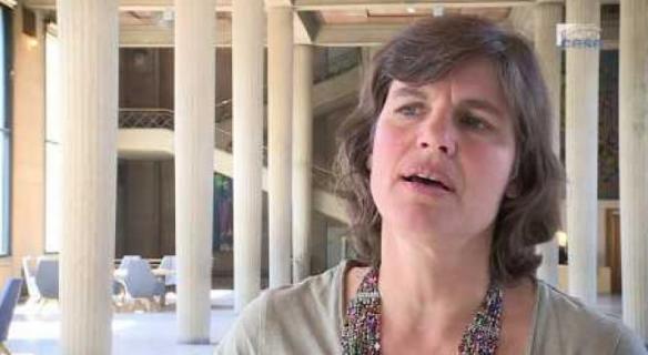 Questions à Emmanuelle MORAËL (espaces parents-enfants) - conséquences séparations enfants