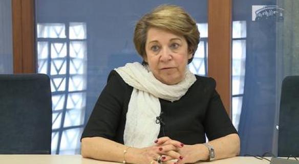 3 questions à Corinne LEPAGE (Députée européenne)
