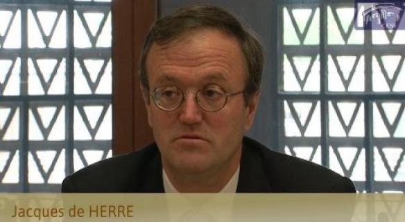 Questions à M. De Herre