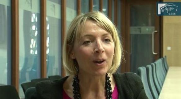 Questions à Béatrice Angrand