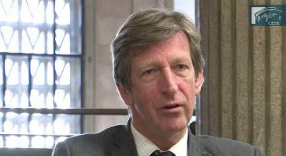 Questions à Frank Baasner