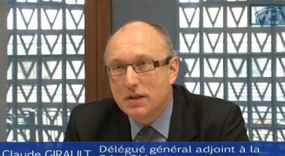 Questions à Claude GIRAULT